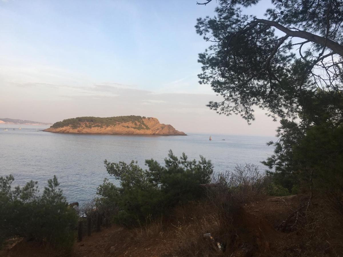 Fanny Wifi Climatise Tout A Pieds 4 Personnes La Ciotat Bagian luar foto