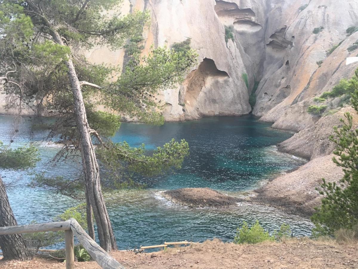 Fanny Wifi Climatise Tout A Pieds 4 Personnes La Ciotat Bagian luar foto