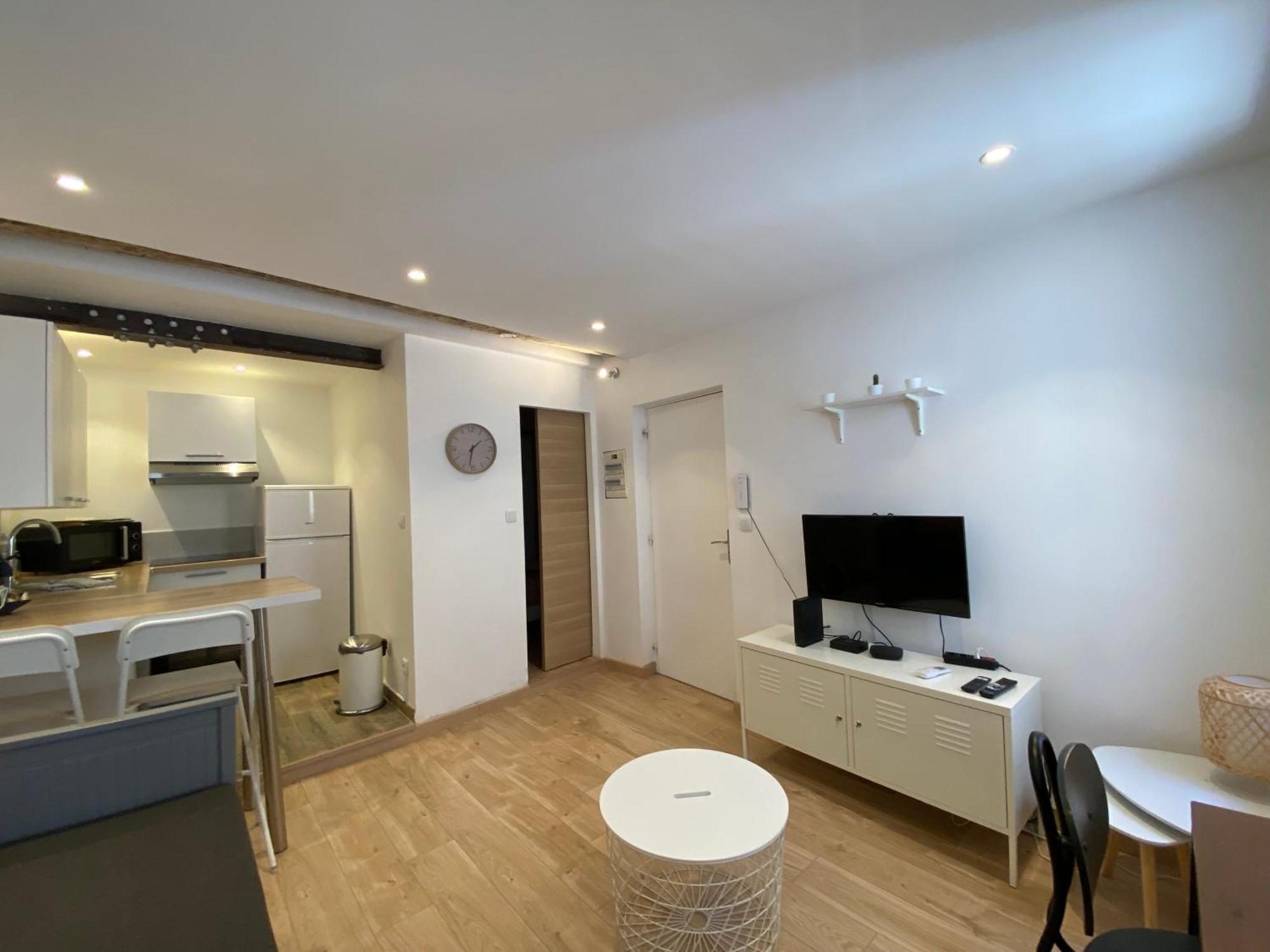 Fanny Wifi Climatise Tout A Pieds 4 Personnes La Ciotat Bagian luar foto